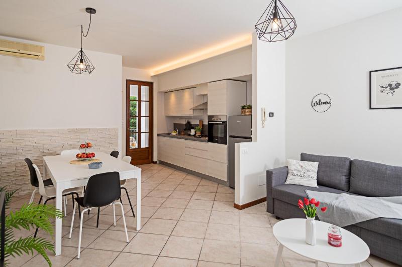 TOWNHOUSE 71 - Regarda Travel - image 34