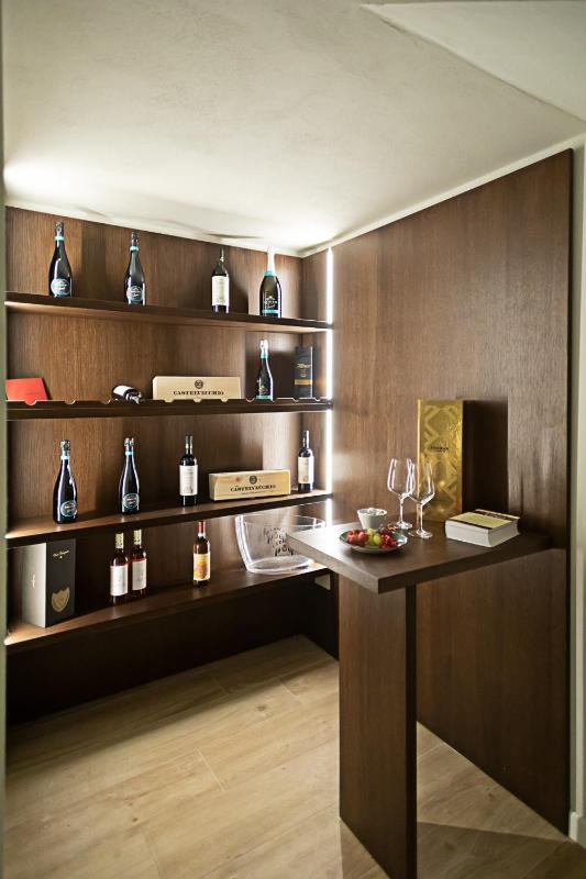 LUXURY VILLA ORIZZONTI - Regarda Travel - image 7