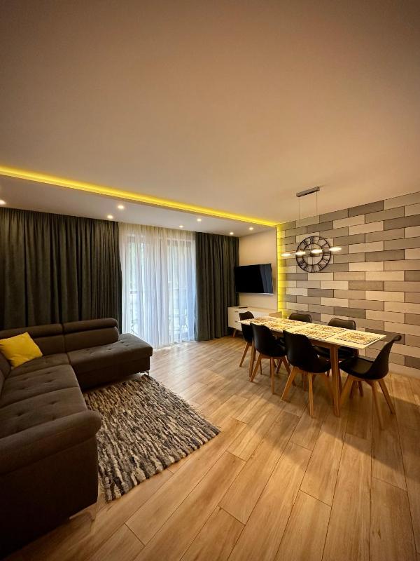 Superior Apartment image 1