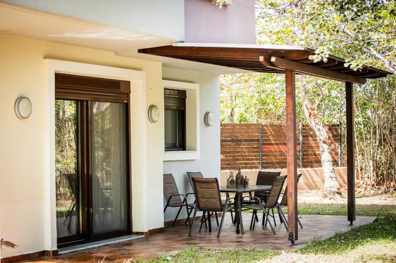 K seaside villa Images
