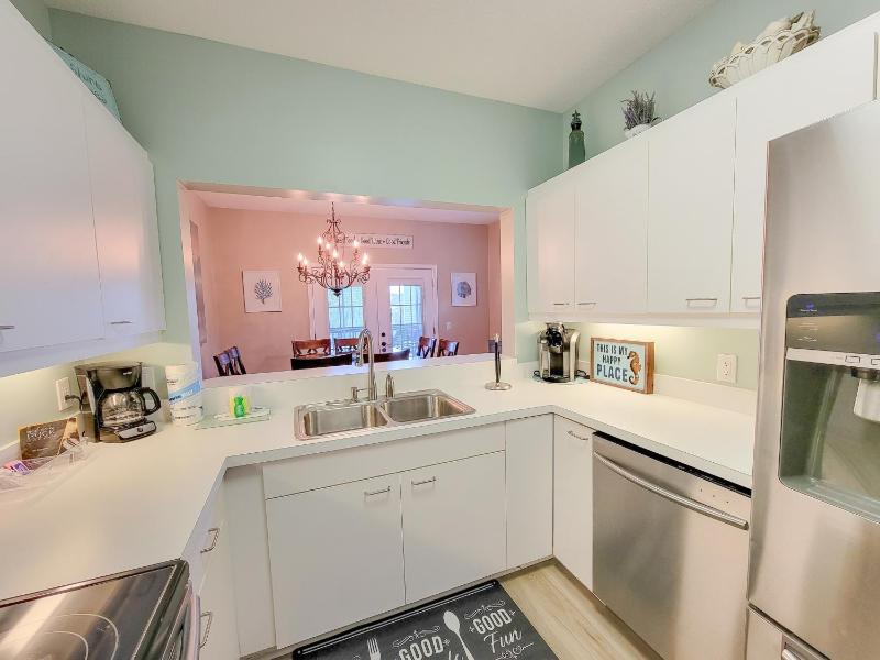 3H Canterbury Court villa - image 3