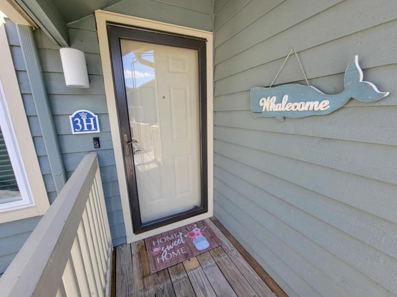 3H Canterbury Court villa - image 2