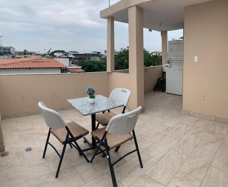 Garzota Suites Gardens - image 15