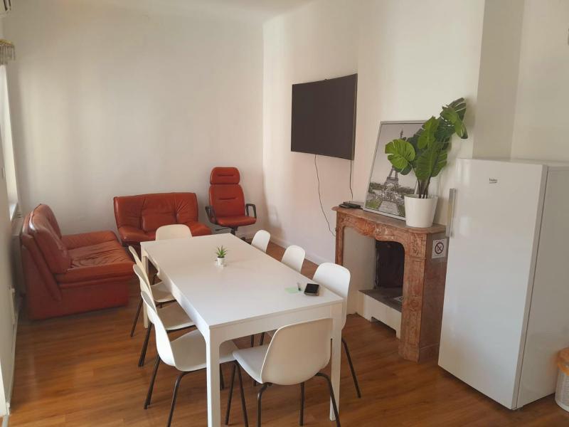 Rooms Miklošičeva - image 16