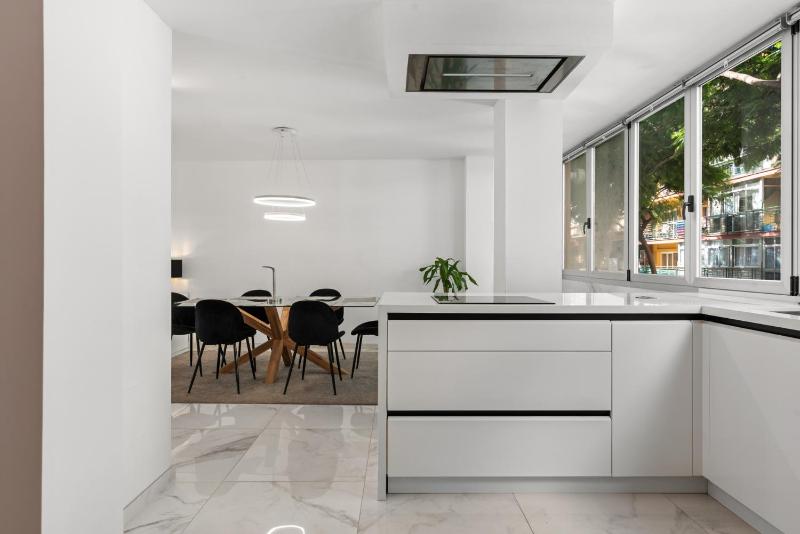 Elegant apartment by Costarentals - Ref 236 - image 1