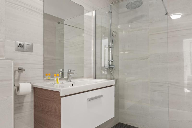 Elegant apartment by Costarentals - Ref 236 - image 22
