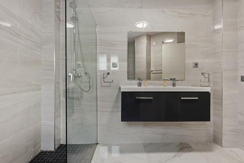 Elegant apartment by Costarentals - Ref 236 - image 13