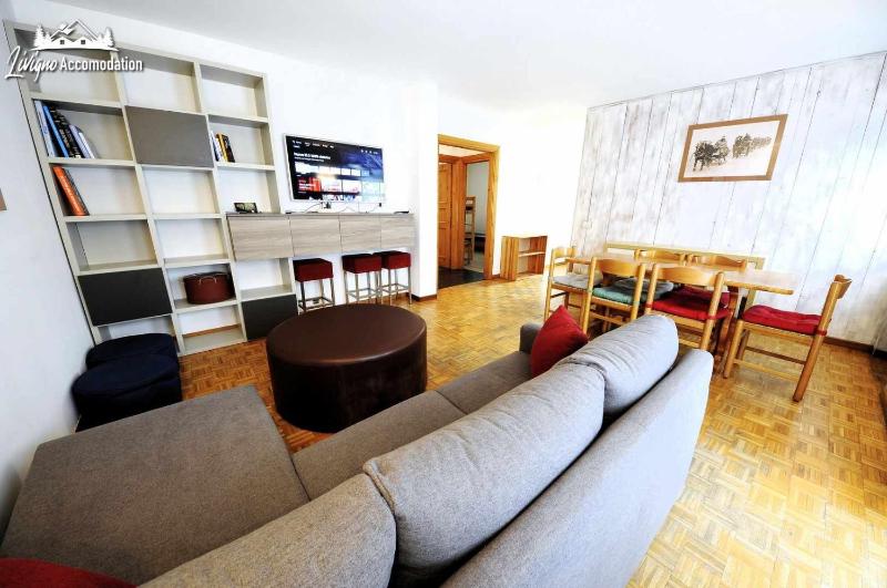 Chalet Rododendro Forést by Livigno Accomodation - image 45