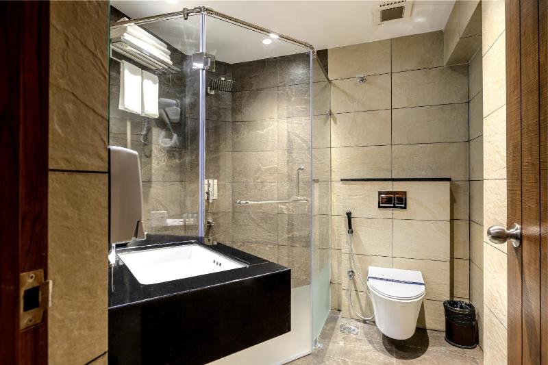 Sundex Hotel - image 2
