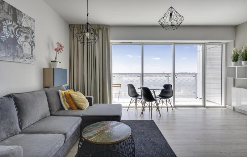 One-Bedroom Apartment image 1