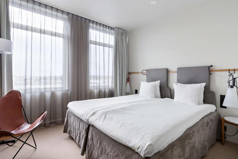 Superior King Room image 1