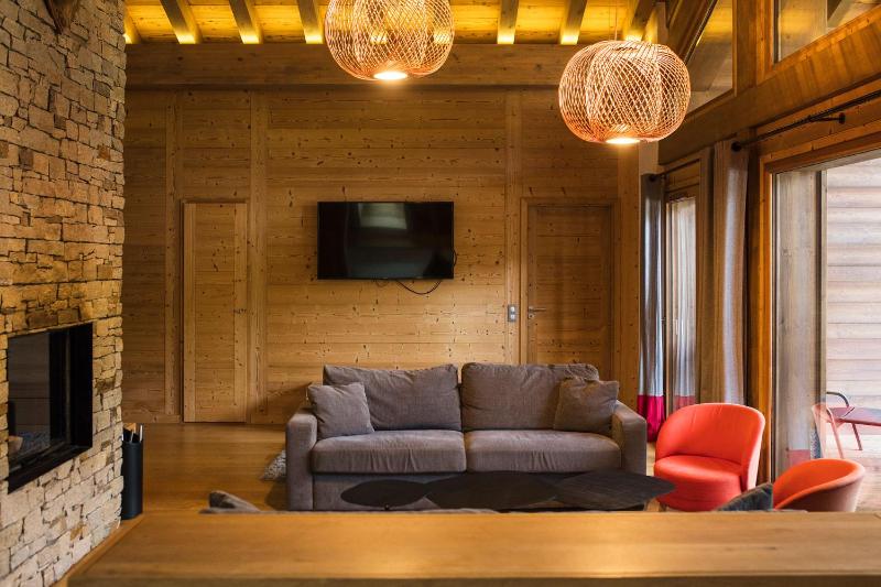 Superior Apartment image 3