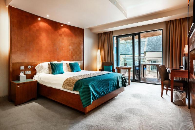 Gold Deluxe Double Room image 3