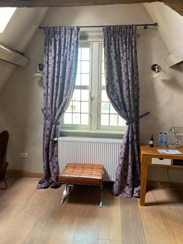 Deluxe Double or Twin Room with City View image 3