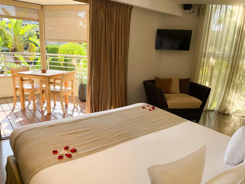 Prestige Room with Sea View and Terrace image 1