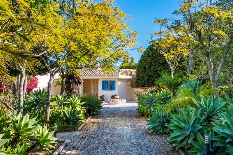 Quinta Azul - Gorgeous Apartment with Pool & Private Terrace Images