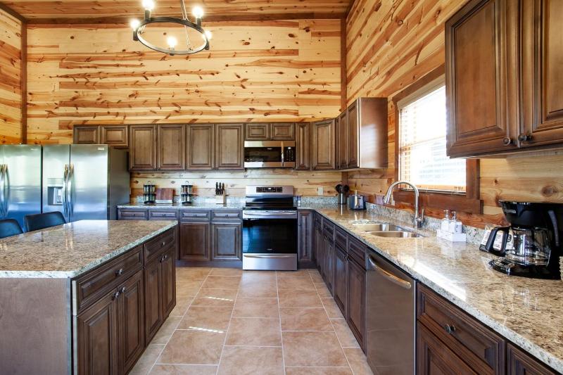 Splash of Gatlinburg cabin - image 12