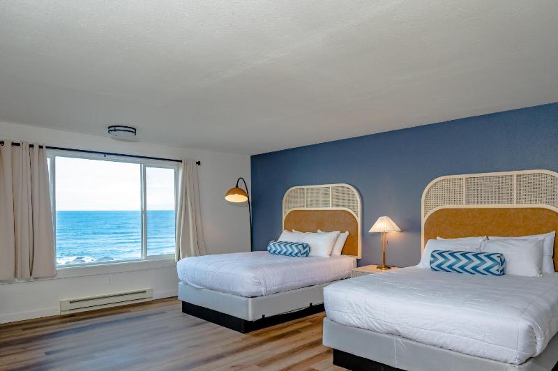 Seagull Beachfront Inn - image 28