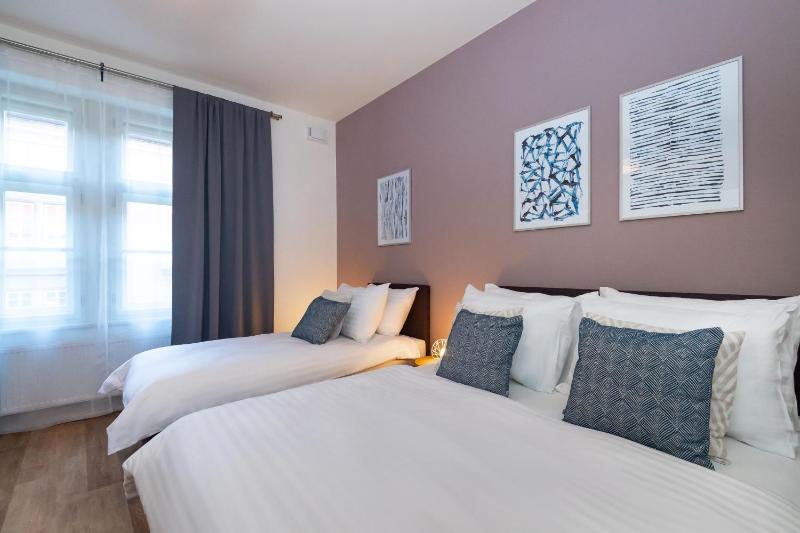 Design Apartment (5 Adults) image 1