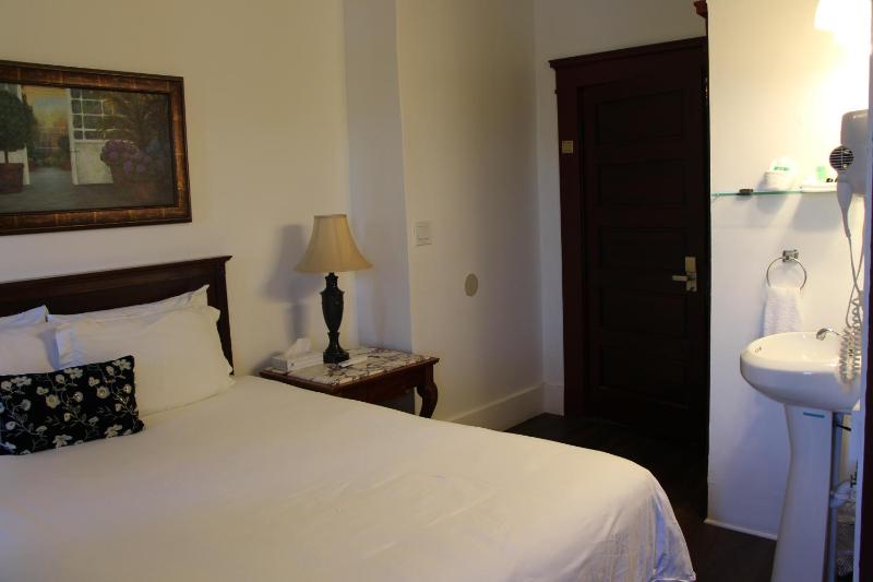 King Room image 2