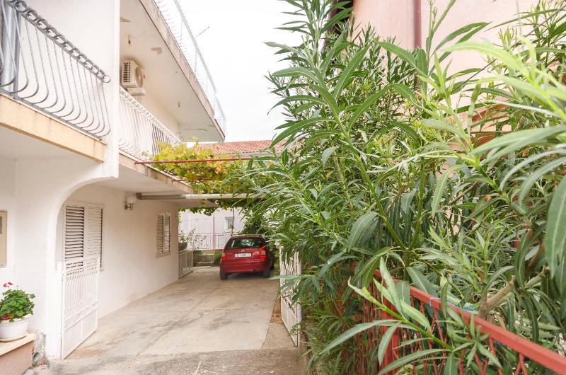 Apartment Orchid - image 8