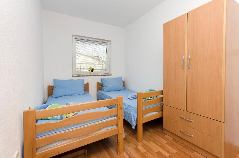 Apartment Orchid - image 18