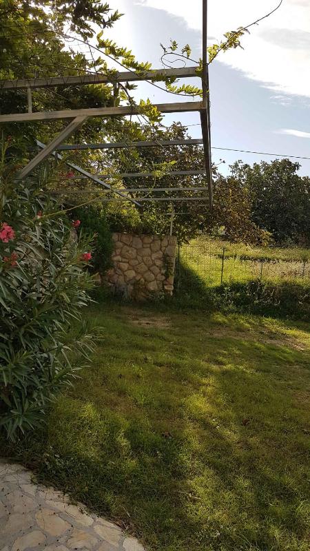 Apartment in Lopar with Two-Bedrooms 3 - image 18