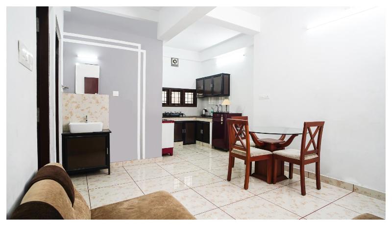 Noel Apartments - image 9
