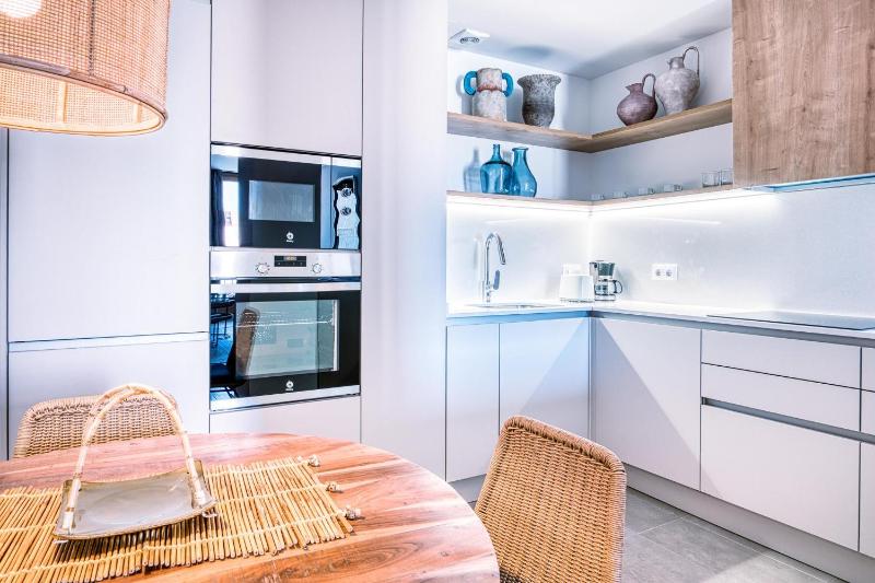 Two-Bedroom Apartment image 4