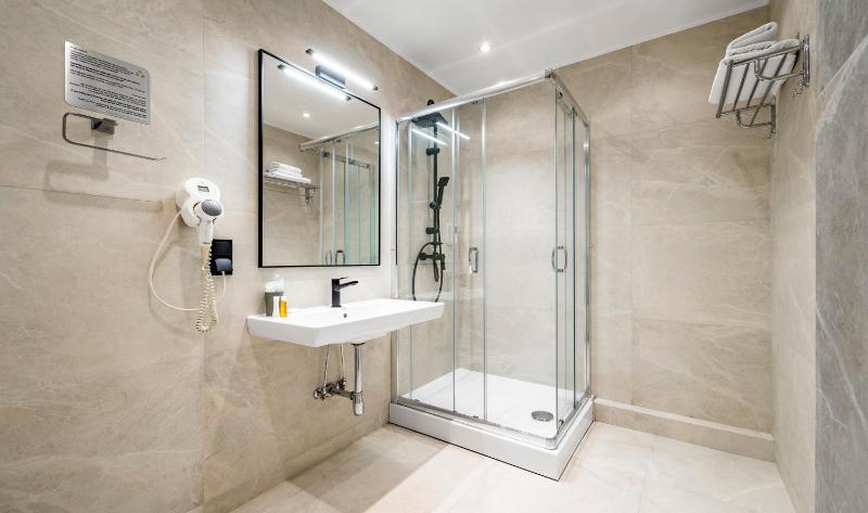 Suite image 4