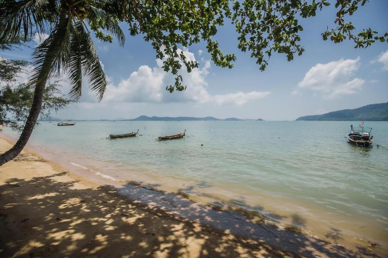 Beachfront A403 with Partial Seaview Rawai Beach - image 8