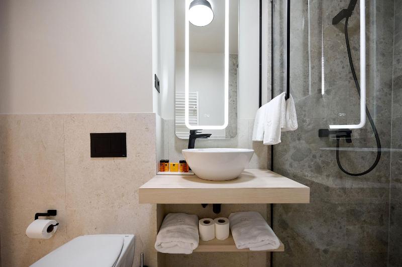 Alezzi Infinity Aparthotel & Spa - image 15