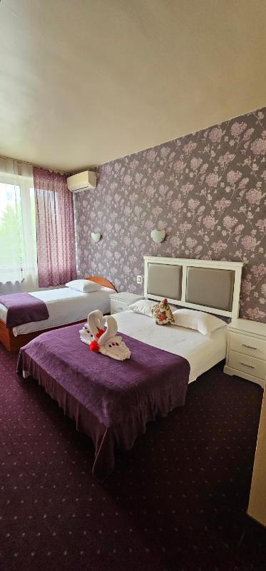 Triple Room image 3