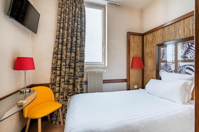 Small Single Room image 1