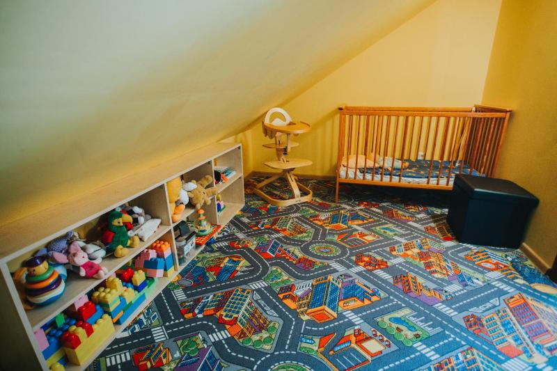 Studio Apartment image 3