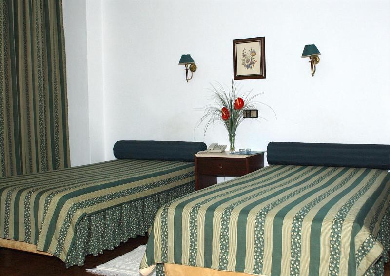 Double Room image 1