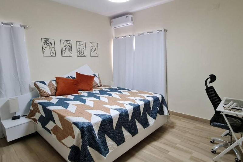 Apartament central frente al mar - image 9