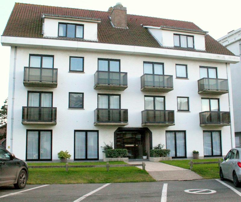 One-Bedroom Apartment image 1