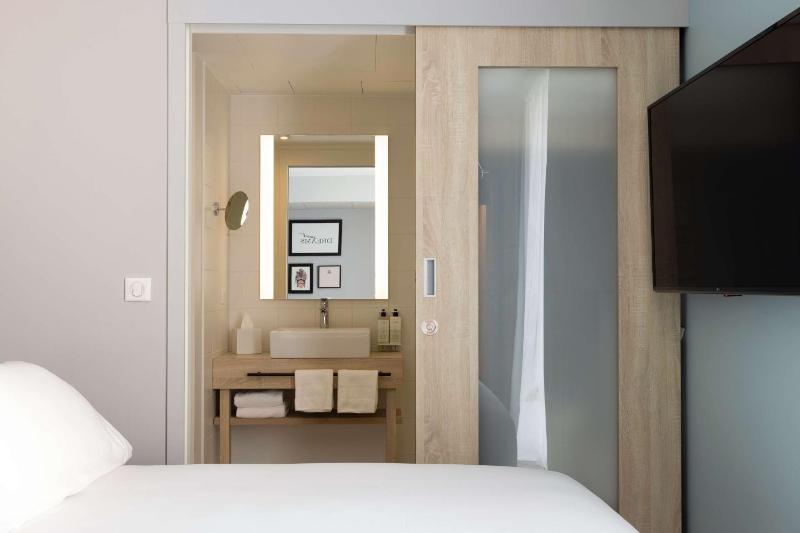 Hampton by Hilton Tours Centre - image 8