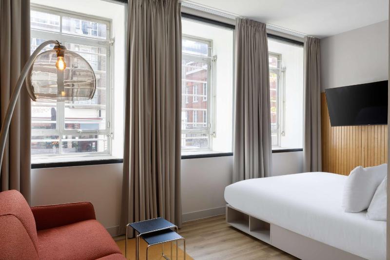 Motto by Hilton Rotterdam City Centre - image 9