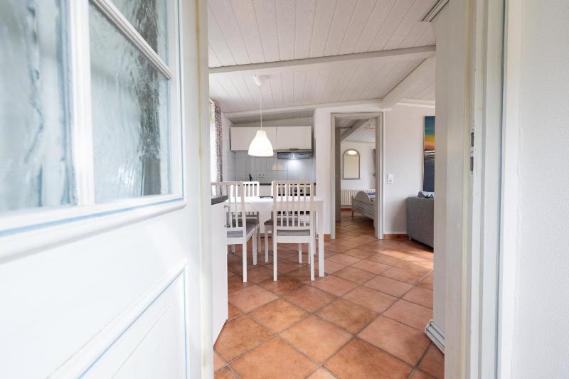 Apartment 6 with Sea View image 1