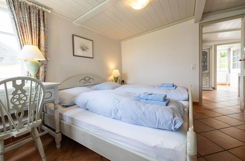 Apartment 6 with Sea View image 4