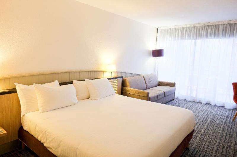 Double Room with Lateral Sea View image 1