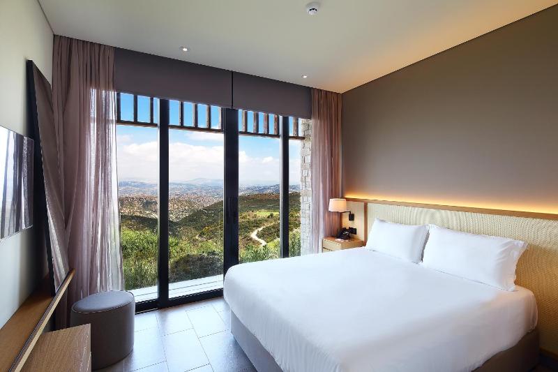 Mountain Executive Suite image 3