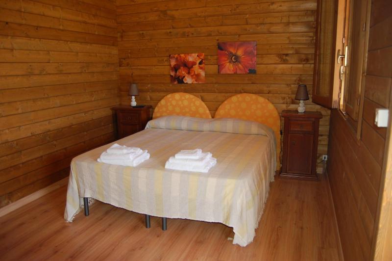 Two-Bedroom Bungalow image 2