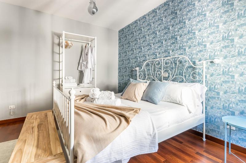 La Spezia Central Flat with Balcony Images