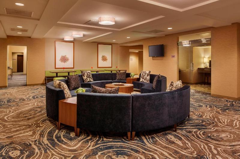 Courtyard by Marriott Portland City Center - image 45