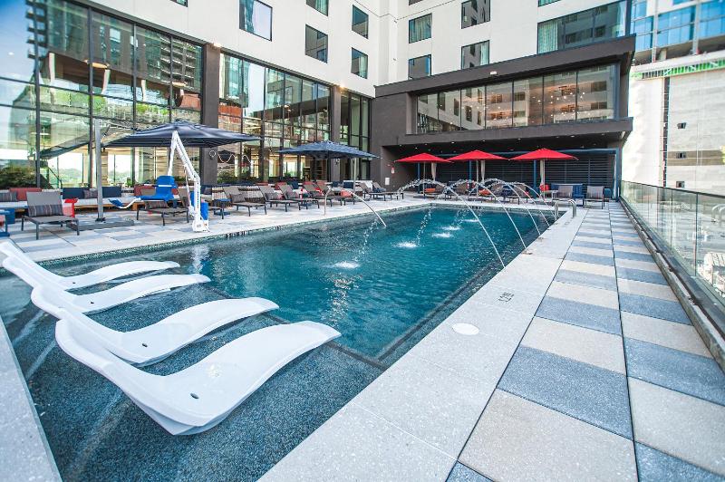 Cambria Hotel Austin Downtown - image 18
