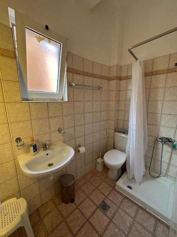 Budget Double Room image 4