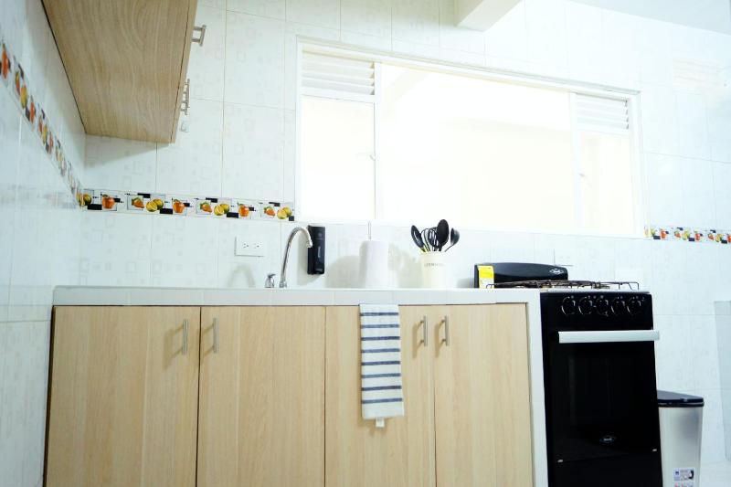 Apartamento 3 Habitaciones 5 minutos Esc General Santander - image 7